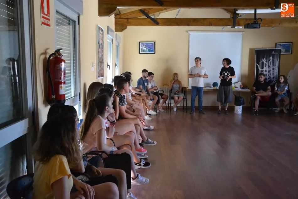 Foto 3 - En marcha la formaci&oacute;n de los j&oacute;venes que ejercer&aacute;n como monitores del Divierteatro  