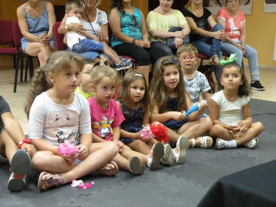Foto 8 - Cuentacuentos para beb&eacute;s y talleres para mayores, actividades para todas las edades en Calzada de...