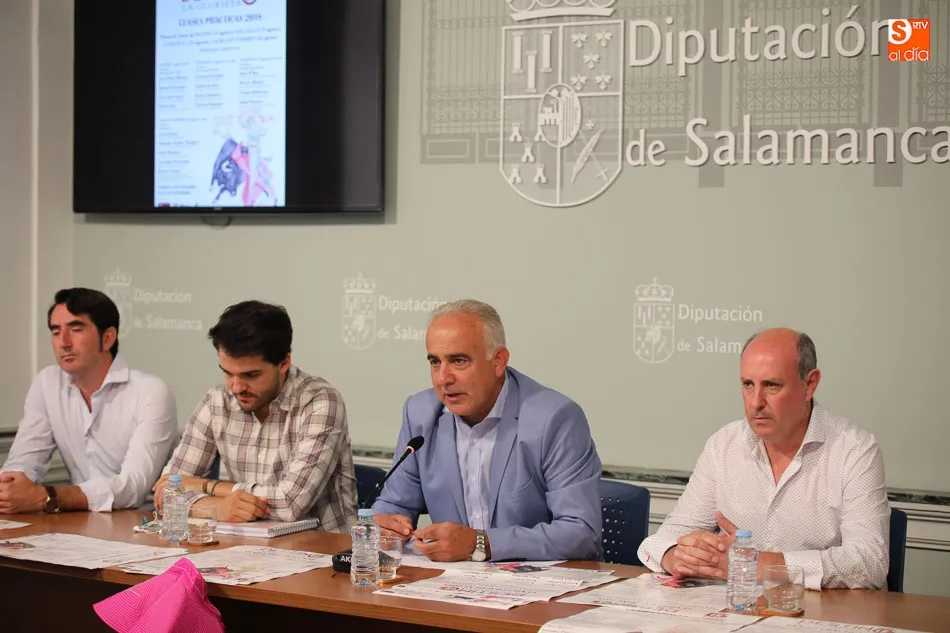 Foto 2 - El concurso &lsquo;Destino La Glorieta&rsquo; llega a Valero, Saucelle, Guijuelo y Alba de Tormes