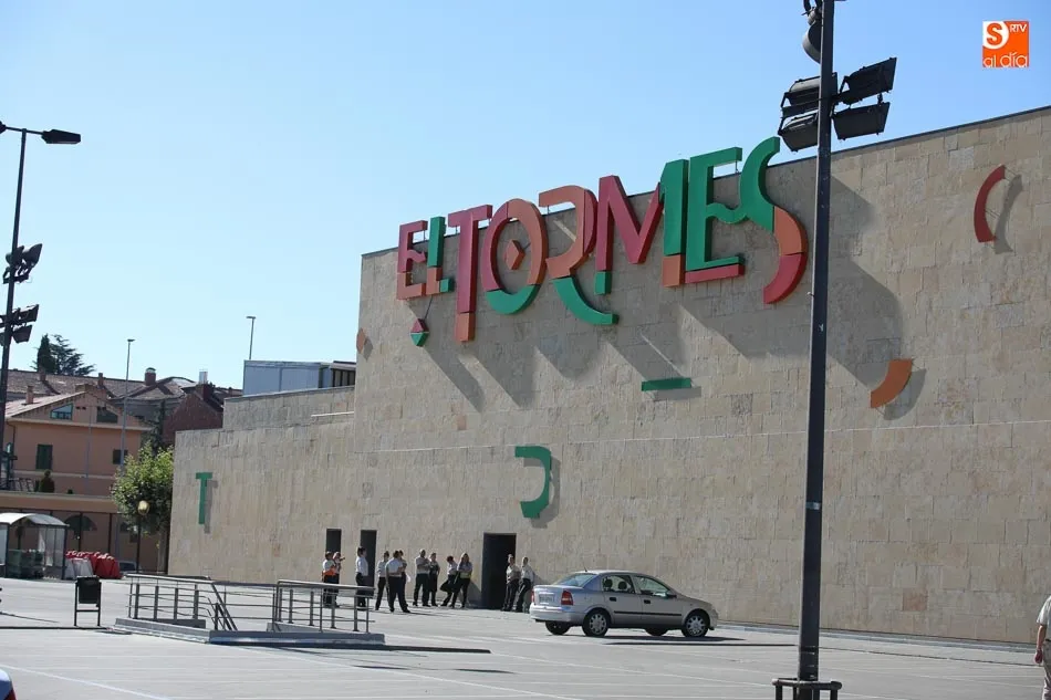Foto 8 - El Centro Comercial El Tormes realiza con &eacute;xito un simulacro de evacuaci&oacute;n