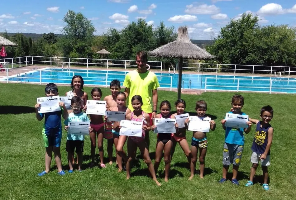 Foto 10 - Concluyen en Cip&eacute;rez los cursos de nataci&oacute;n con m&aacute;s de una veintena de participantes  