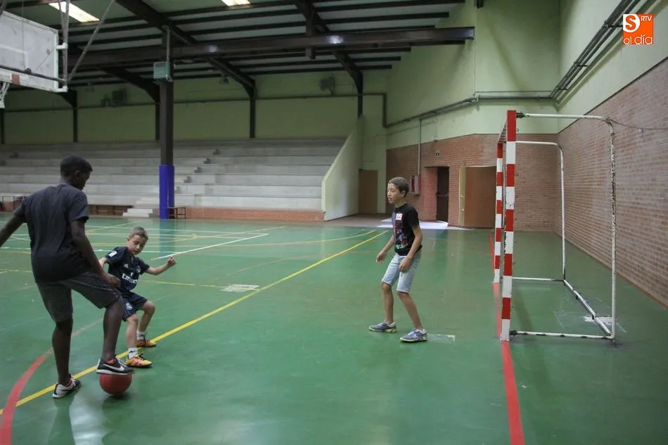 Foto 10 - Los m&aacute;s peque&ntilde;os inician las actividades del mes con juegos en el Pabell&oacute;n Municipal  