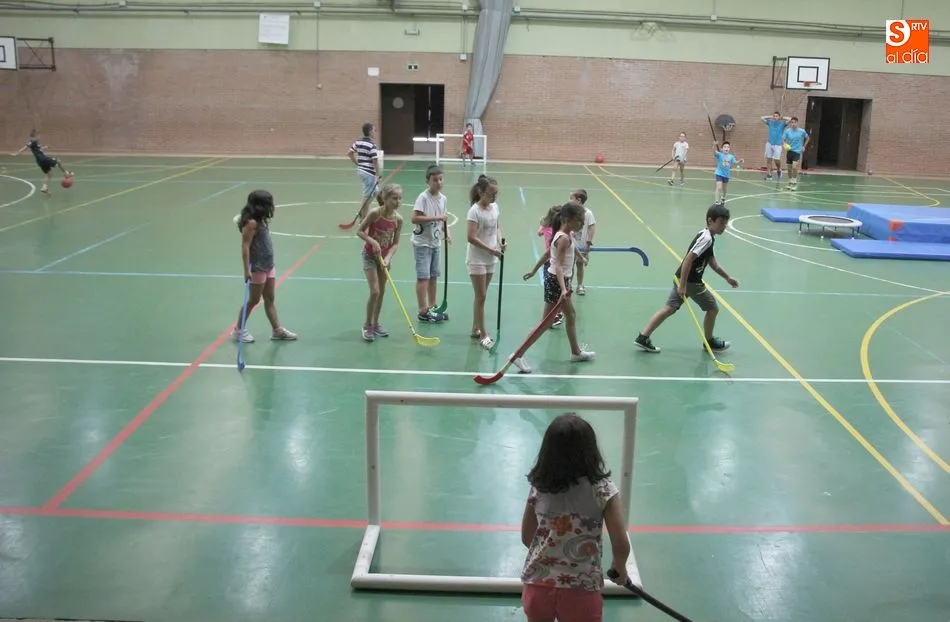 Foto 3 - Los m&aacute;s peque&ntilde;os inician las actividades del mes con juegos en el Pabell&oacute;n Municipal  