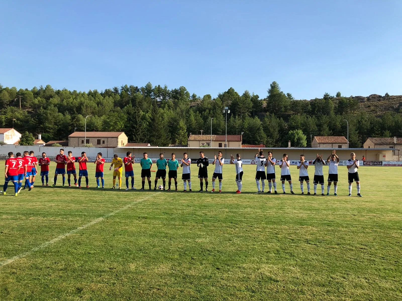 Foto 2 - El Salamanca UDS supera su primer test de pretemporada en Soria (1-4)