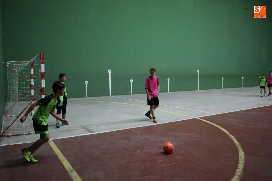Foto 5 - Arranca el tradicional &lsquo;Campeonato de futbito&rsquo; de Vitigudino  
