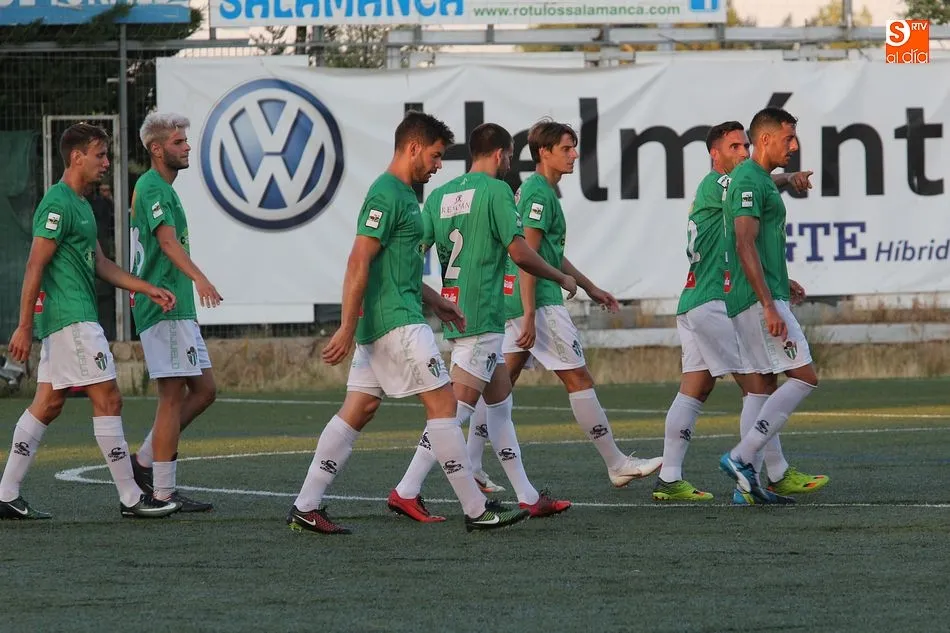 Foto 4 - El Santa Marta cae derrotado en la visita del CD Guijuelo (0-3)