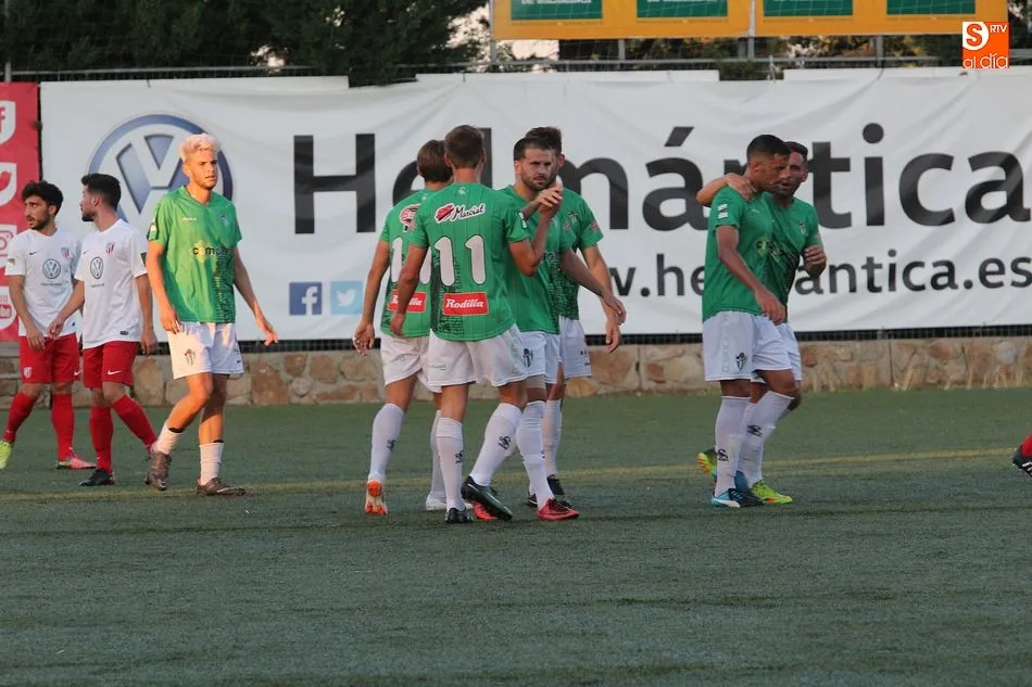 Foto 3 - El Santa Marta cae derrotado en la visita del CD Guijuelo (0-3)