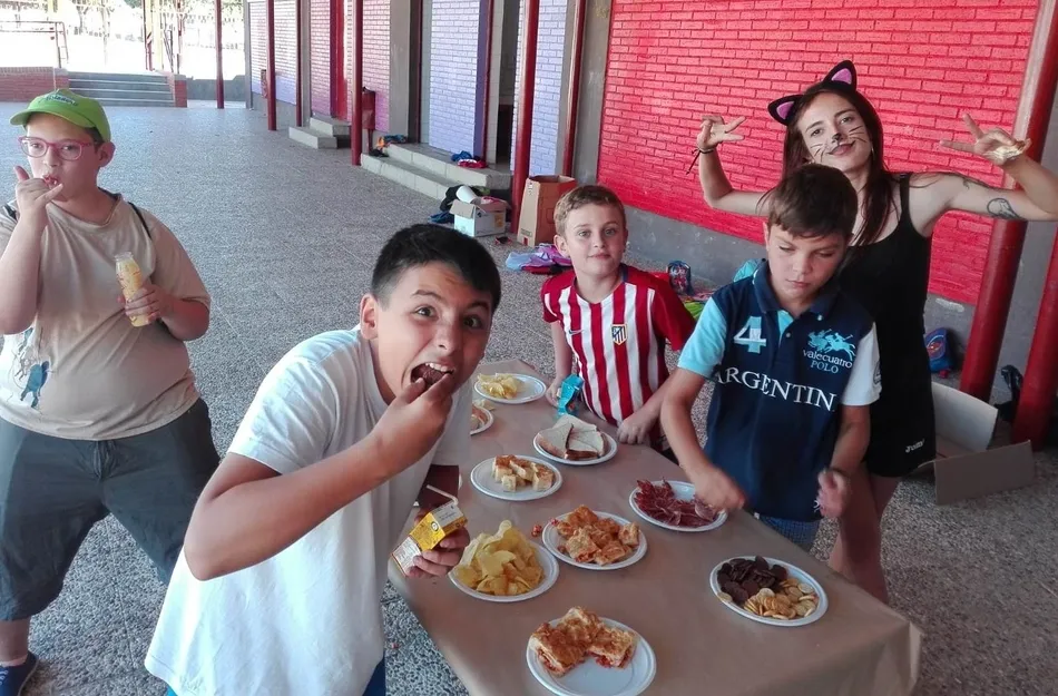 Foto 2 - Concluye con la cl&aacute;sica fiesta de despedida la edici&oacute;n veraniega de Conciliamos  