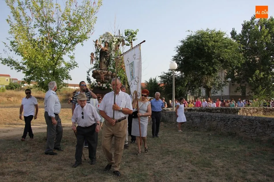 Foto 10 - Nuestra Se&ntilde;ora de los &Aacute;ngeles recibe en ofrenda dos roscas en el d&iacute;a de &lsquo;Los Perdones&rsquo;  