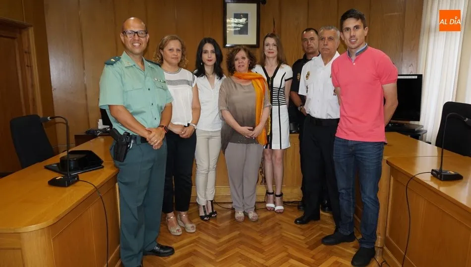 Reunión de la Sudelegada en el Juzgado de Béjar con las trabajadoras, la Policía Nacional y la Guardia Civil