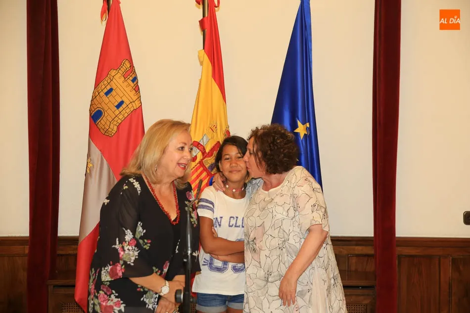 Foto 9 - La subdelegada del Gobierno recibe a los ni&ntilde;os saharauis de &lsquo;Vacaciones en Paz&rsquo;