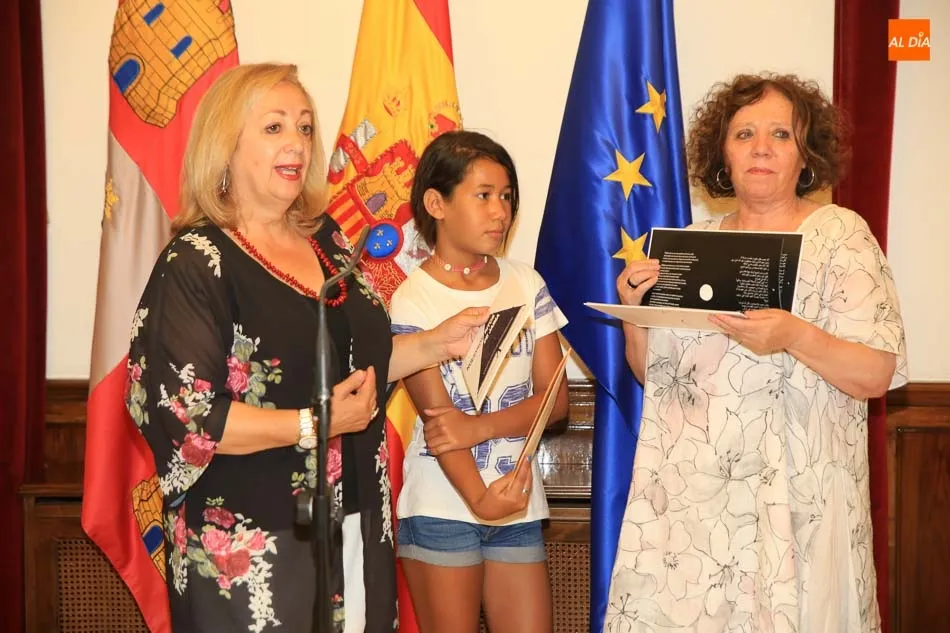 Foto 7 - La subdelegada del Gobierno recibe a los ni&ntilde;os saharauis de &lsquo;Vacaciones en Paz&rsquo;