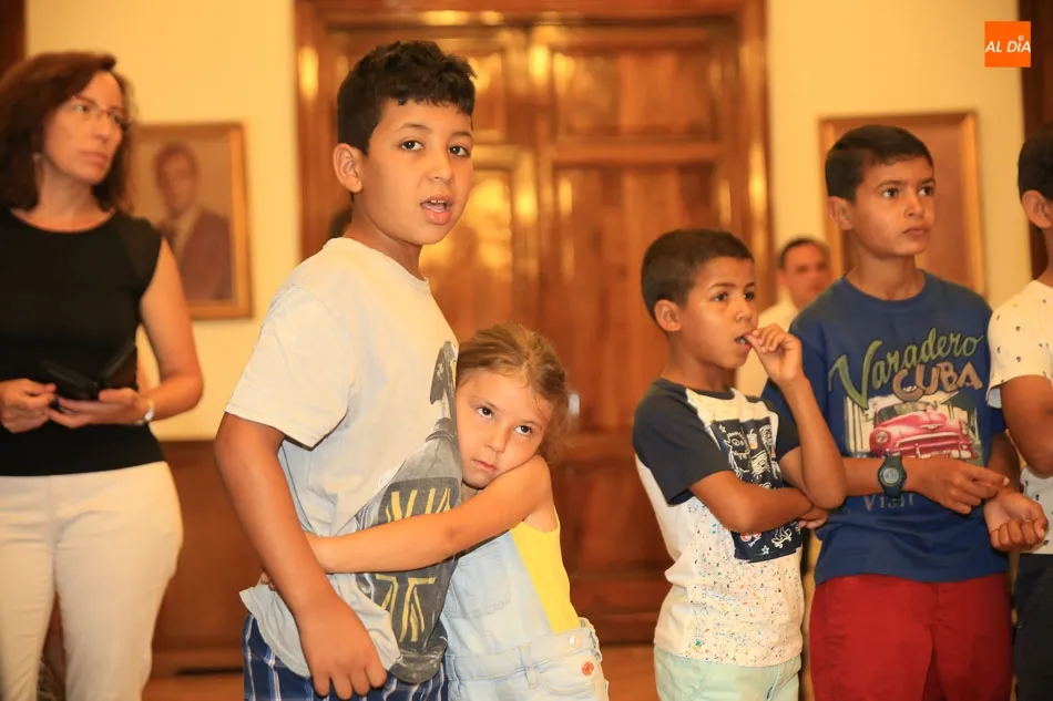 Foto 5 - La subdelegada del Gobierno recibe a los ni&ntilde;os saharauis de &lsquo;Vacaciones en Paz&rsquo;