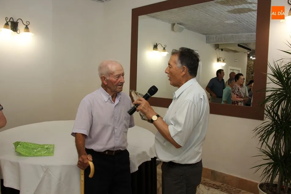 Foto 11 - La Asociaci&oacute;n de Mayores celebra su fiesta anual con una comida en el Restaurante El Quijote  