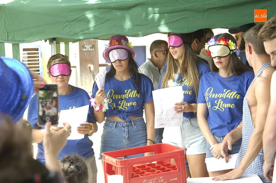 Foto 8 - Los j&oacute;venes lideran el arranque festivo en Serradilla del Llano  