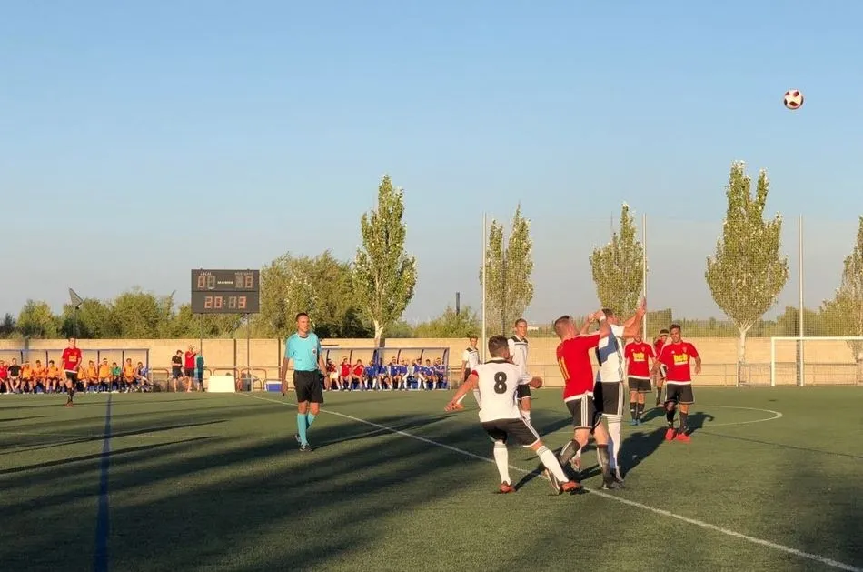 Foto 5 - El Salamanca UDS cae &lsquo;in extremis&rsquo; ante el AD San Juan de Tercera aragonesa en Zaragoza (2-1)