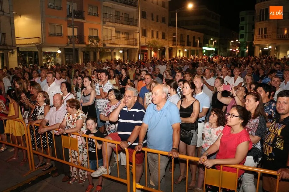Foto 7 - Las baladas de Jos&eacute; Manuel Soto abren el verano de la m&uacute;sica en Guijuelo