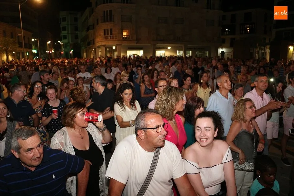 Foto 5 - Las baladas de Jos&eacute; Manuel Soto abren el verano de la m&uacute;sica en Guijuelo