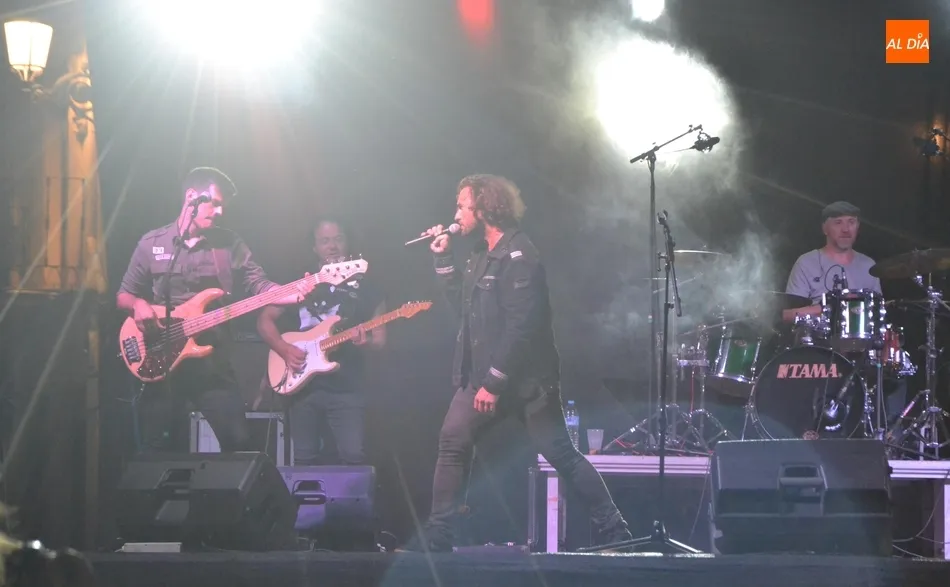 ‘El Viaje de Elliot’ pone banda sonora a una de las noches más concurridas del verano  