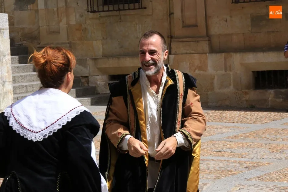 Foto 10 - Ruta teatralizada por los rincones que ambientan &lsquo;Los manuscristos de Salamanca&rsquo;