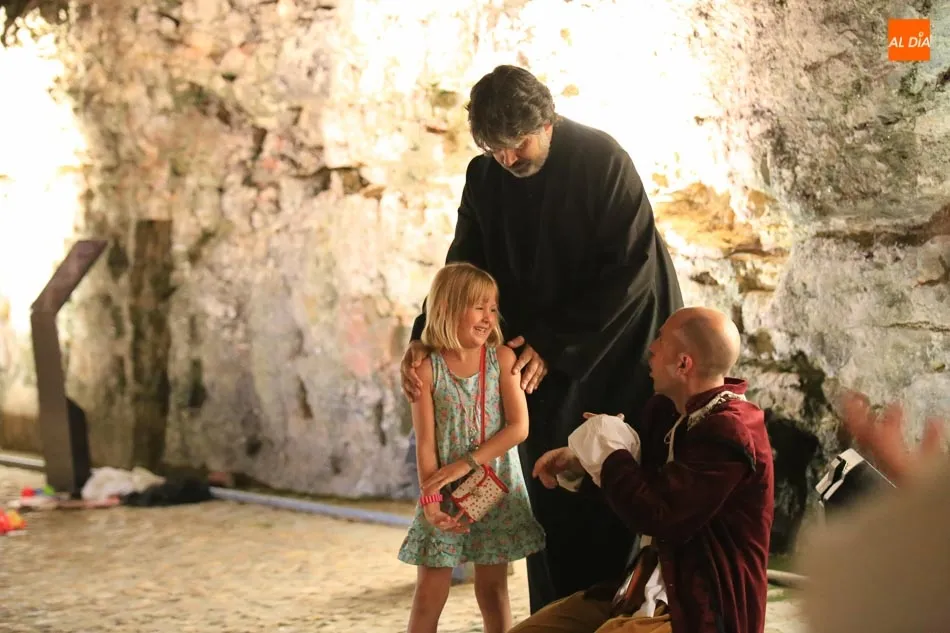 Foto 4 - La Cueva de Salamanca acoge de nuevo las lecciones de Colleja Teatro