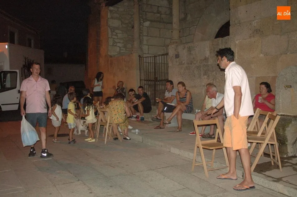 Foto 7 - Gran ambiente en la tradicional merienda de las fiestas de verano  