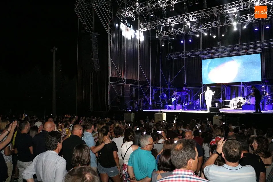 Foto 9 - Guijuelo baila al ritmo de Juanes