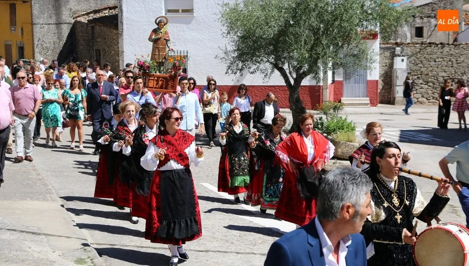 Procesión de San Lorenzo amenizada por Isabel Martín