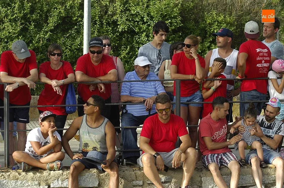 Foto 9 - Sancti-Sp&iacute;ritus, a tope de p&uacute;blico para disfrutar de la V Fiesta Juvenil  