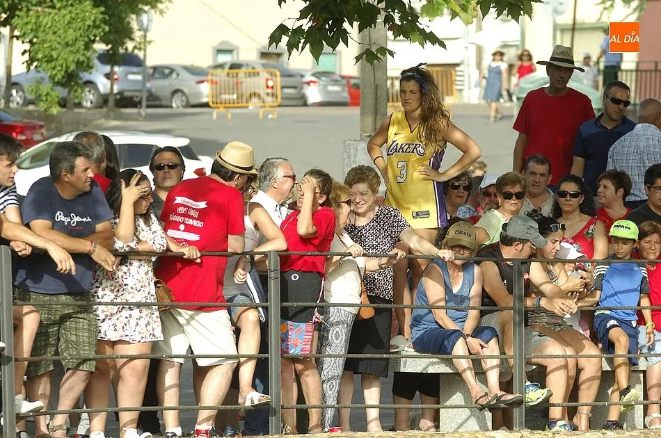 Foto 2 - Sancti-Sp&iacute;ritus, a tope de p&uacute;blico para disfrutar de la V Fiesta Juvenil  