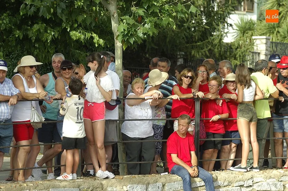 Foto 4 - Sancti-Sp&iacute;ritus, a tope de p&uacute;blico para disfrutar de la V Fiesta Juvenil  