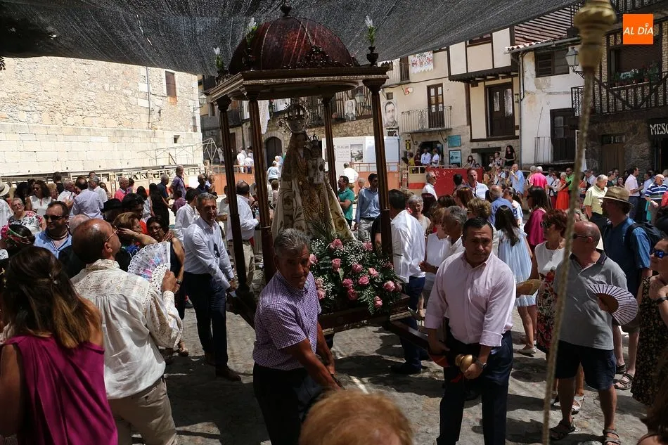Foto 6 - Homenaje a la Virgen de las Nieves