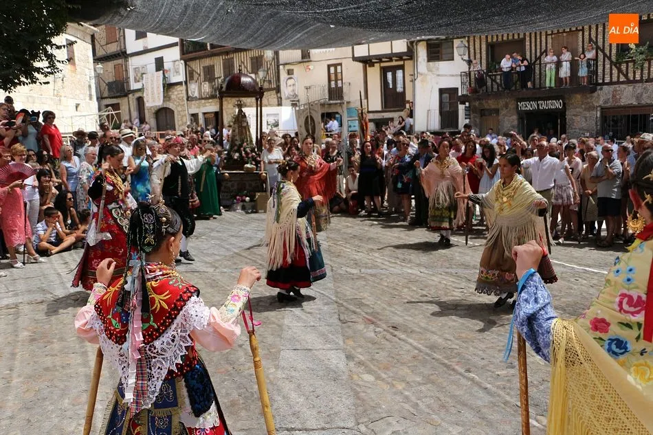 Foto 3 - Homenaje a la Virgen de las Nieves