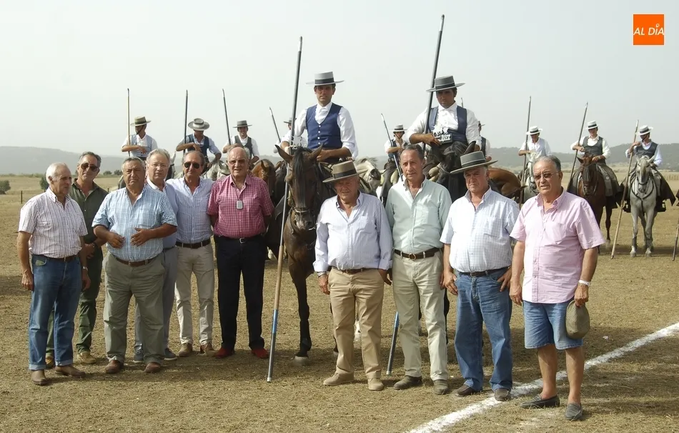 Momento de la entrega de premios junto a ganadores actuales y hace 35 años/Fotos: Adrián Martín