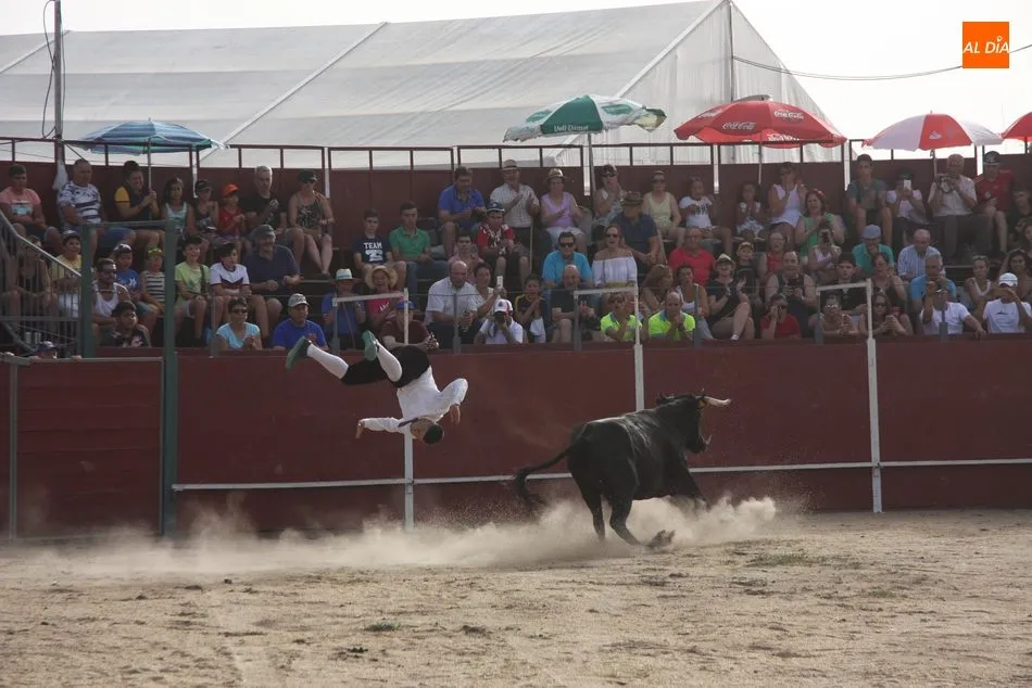 Foto 9 - Tarde taurina en Peralejos de Abajo de la mano de Arte Charro  