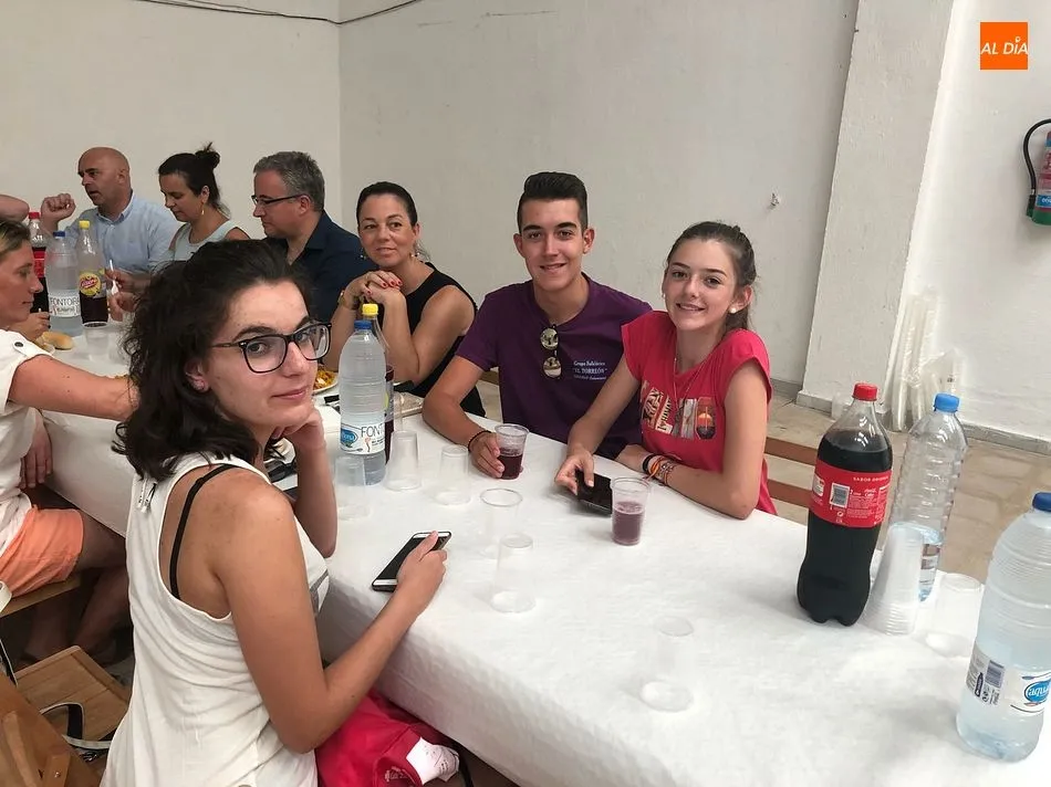 Foto 9 - El Primer Encuentro Folcl&oacute;rico uni&oacute; a decenas de artistas tradicionales en una innovadora...