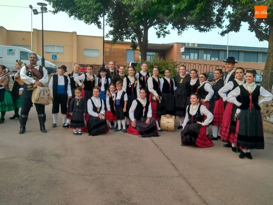 Foto 3 - El Primer Encuentro Folcl&oacute;rico uni&oacute; a decenas de artistas tradicionales en una innovadora...