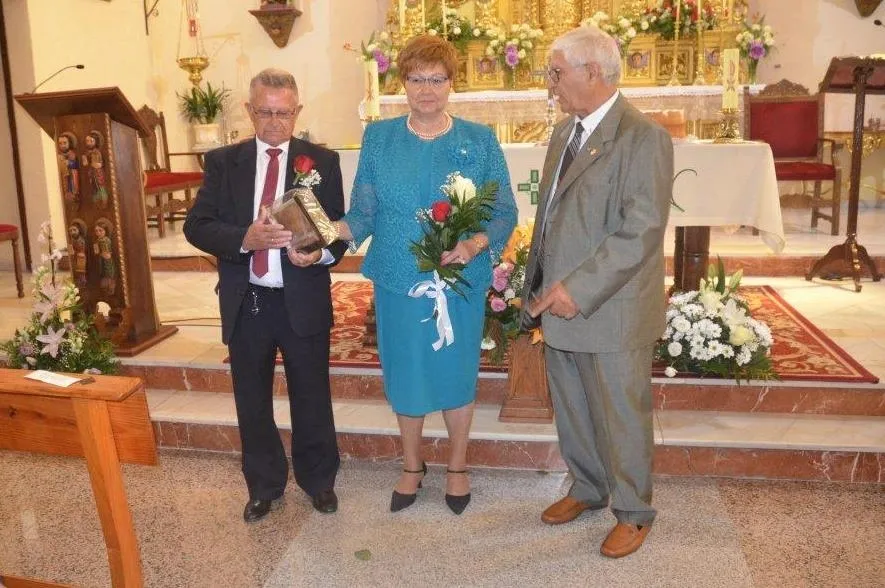 Foto 5 - Un total de 37 matrimonios festejan sus Bodas de Oro en la gran reuni&oacute;n de mayores de la comarca  