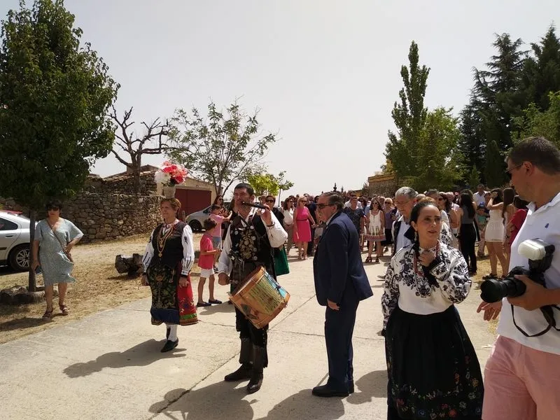 Foto 5 - El Mariquelo despide las fiestas de Morille con su c&eacute;lebre folclore  
