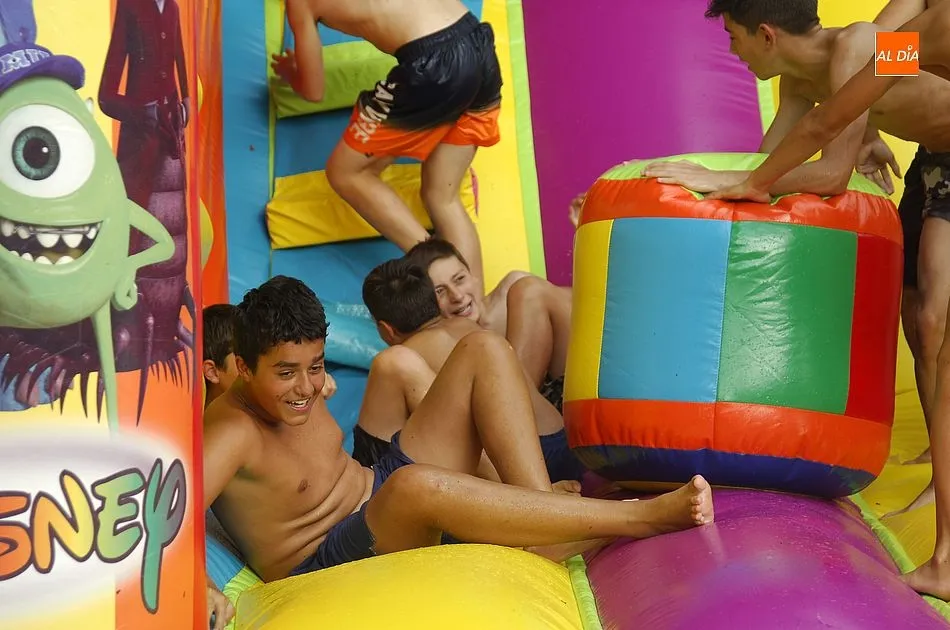 Foto 9 - Ni&ntilde;os y j&oacute;venes, protagonistas en las horas finales de las fiestas de Serradilla del Llano  