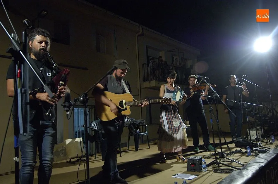 Gallegos de Argañán recibe a Folk on Crest dentro de las ‘Noches de Cultura’ de la...