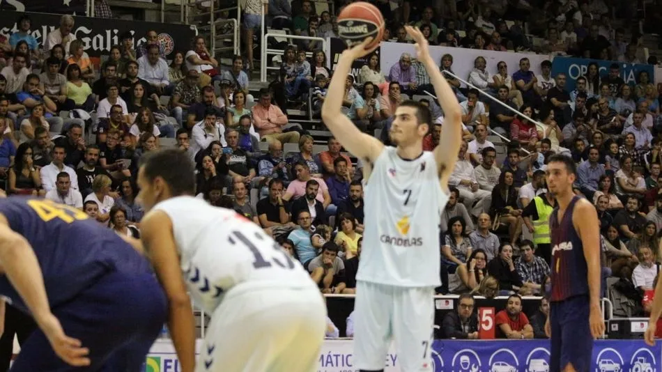 Javier Beltrán, nuevo pívot del Aquimisa Carbajosa.