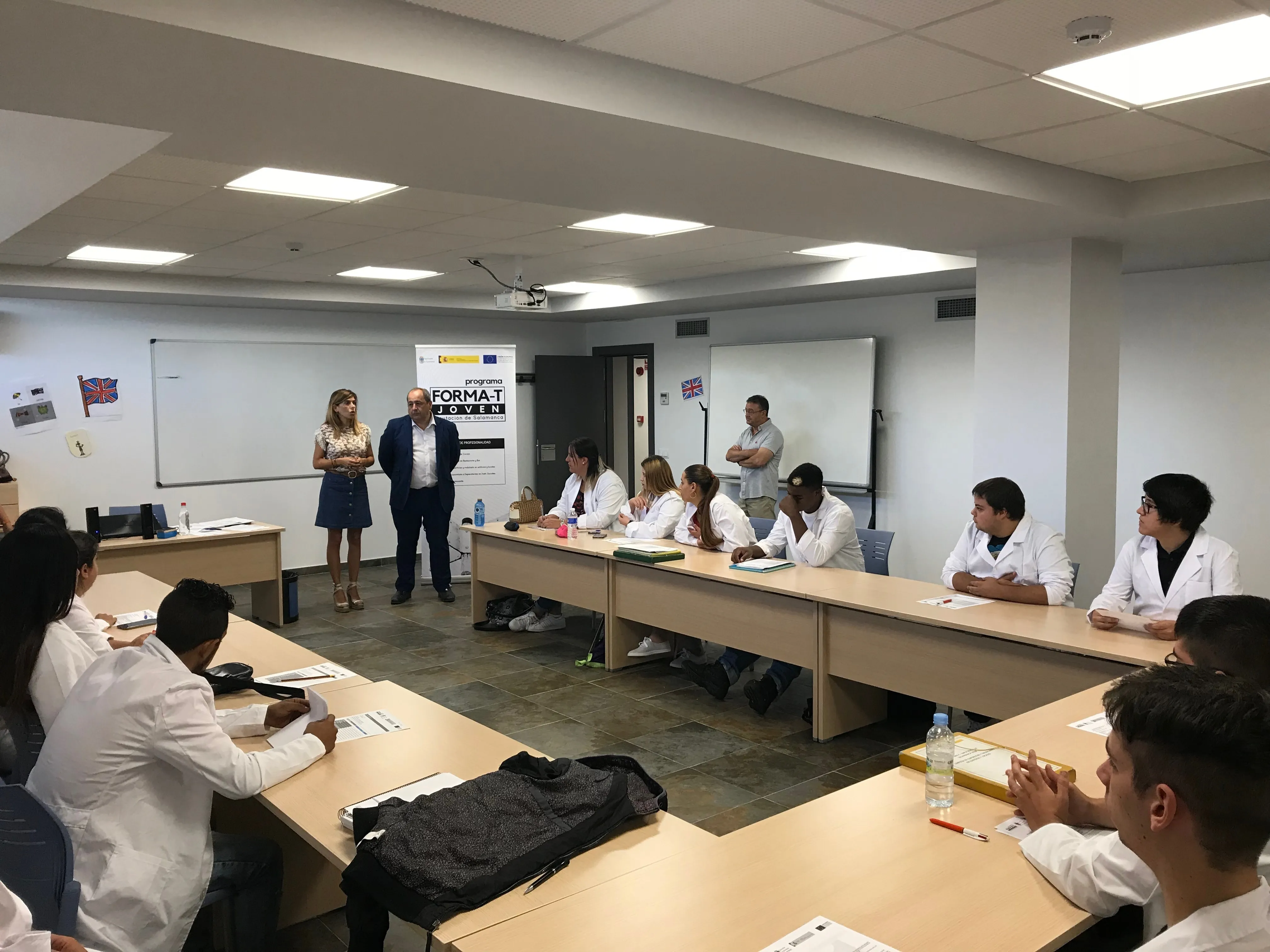 Foto 5 - La Diputaci&oacute;n forma a 15 j&oacute;venes en &lsquo;Limpieza de superficies y mobiliario en edificios y...