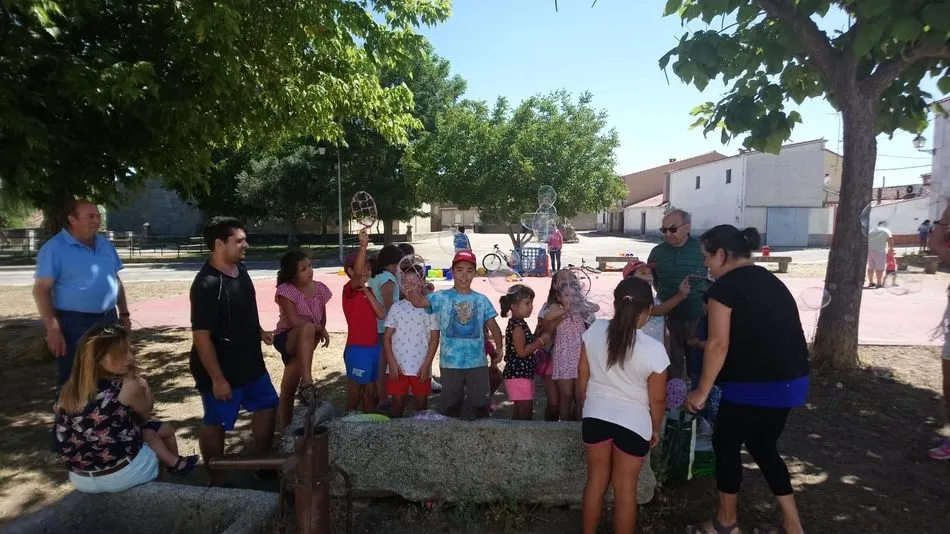 Divertidos juegos para comenzar la Semana Cultural de Bañobárez  