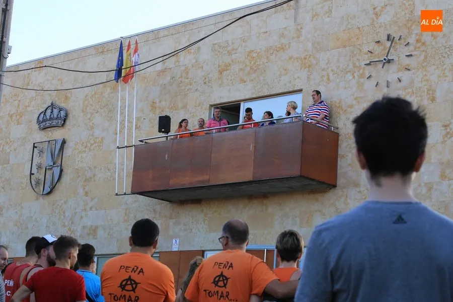 Foto 5 - Daniel&nbsp;Chamorro da el pistoletazo de salida a las fiestas de Do&ntilde;inos con un preg&oacute;n emotivo y...