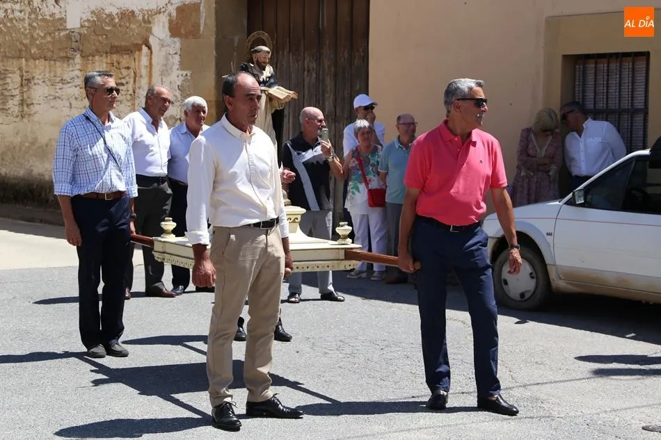 Foto 10 - Encinas de Abajo da inicio a sus fiestas