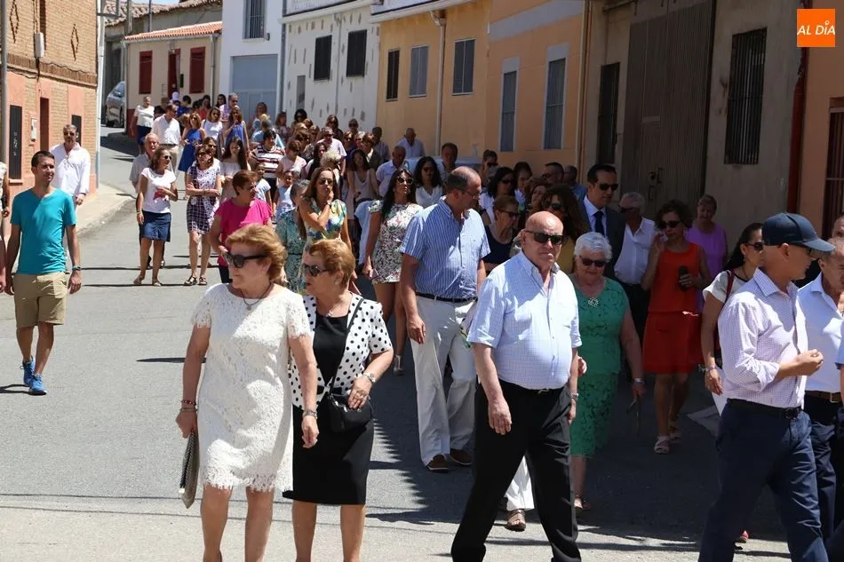 Foto 3 - Encinas de Abajo da inicio a sus fiestas