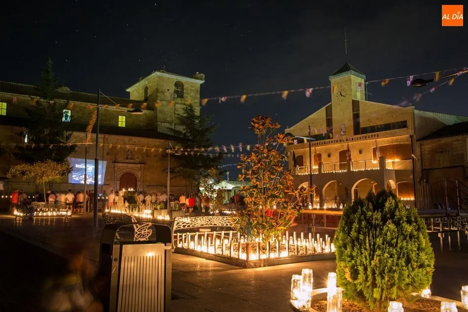 Los relatos a la luz de las velas encandilan a los vecinos