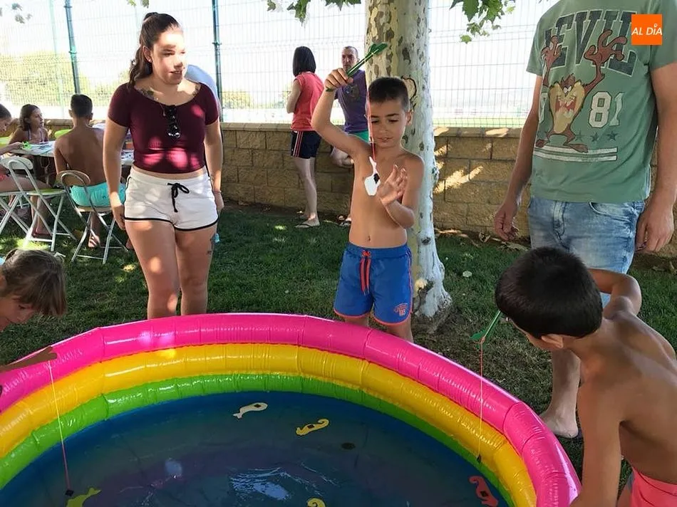 Foto 2 - Los m&aacute;s peque&ntilde;os de la villa disfrutan en &lsquo;Juegolandia&rsquo;