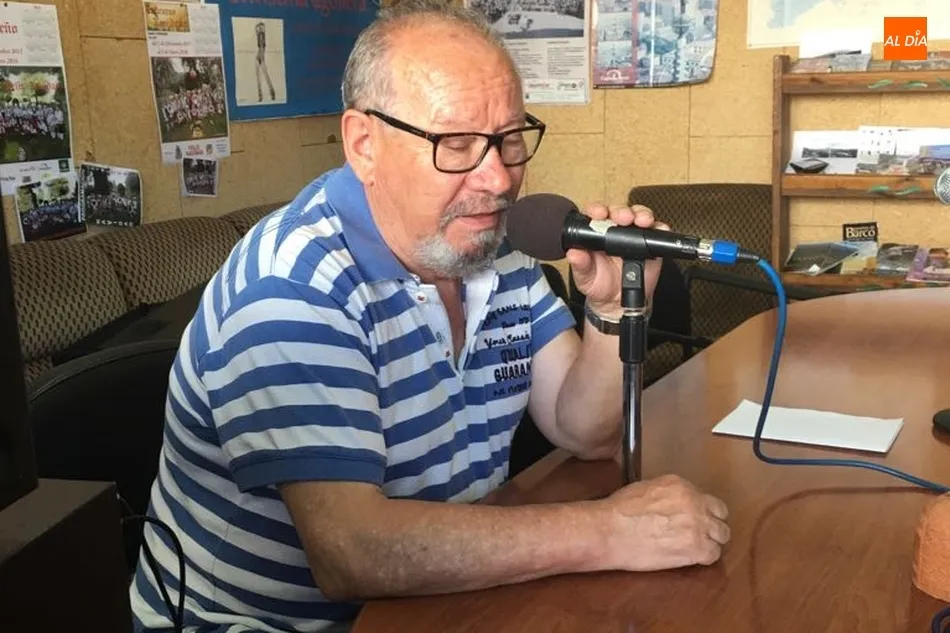 Foto 3 - La radio municipal aborda el pasado y presente de las Ferias y Fiestas en honor a la Virgen del...